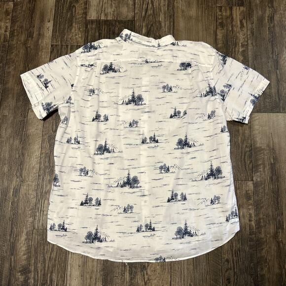 Eddie Bauer Men’s Short Sleeve Button Down Shirt Mountains Trees 2XL Classic Fit - Picture 3 of 5